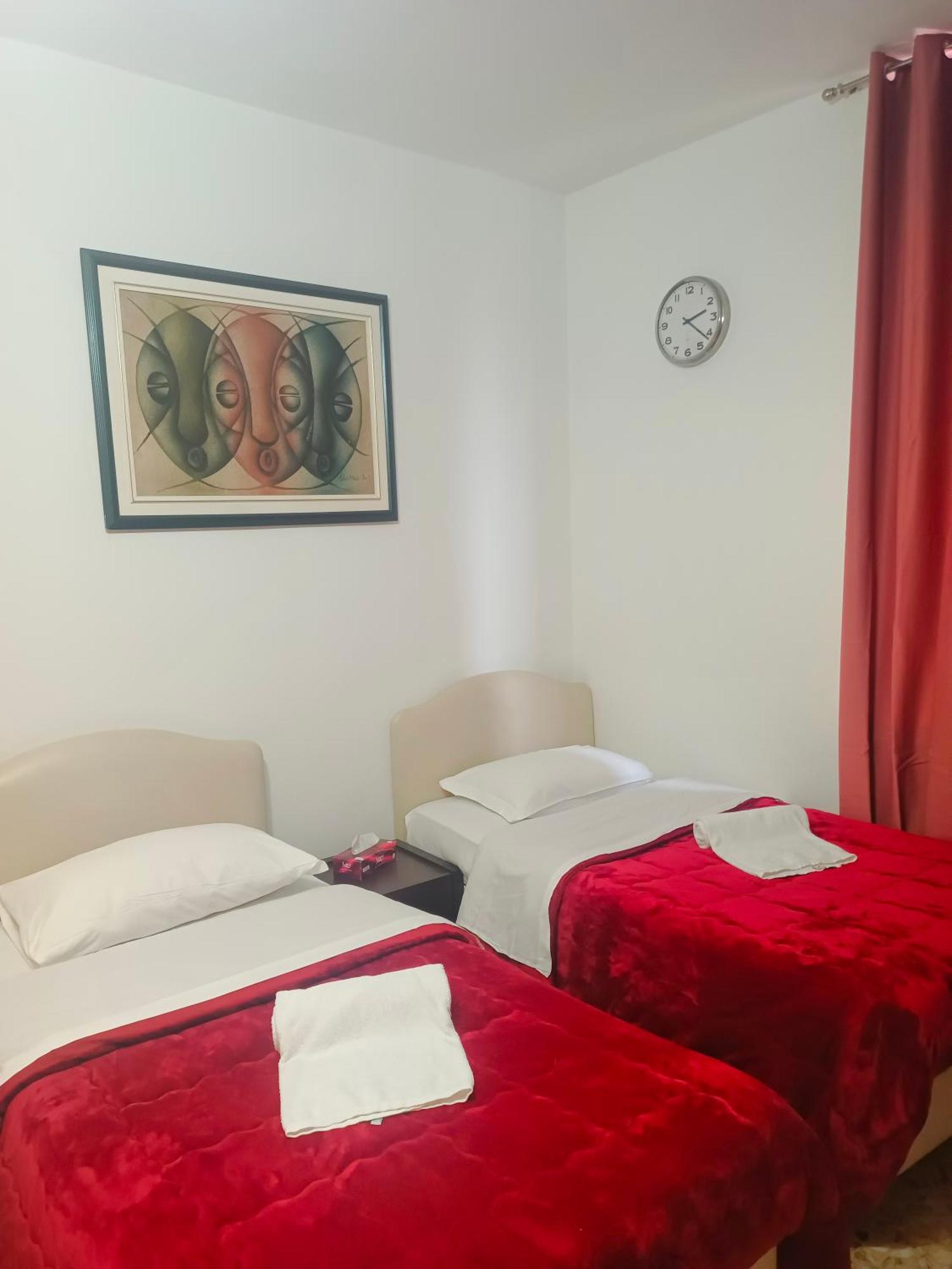 Host Roma Hostel Eksteriør bilde